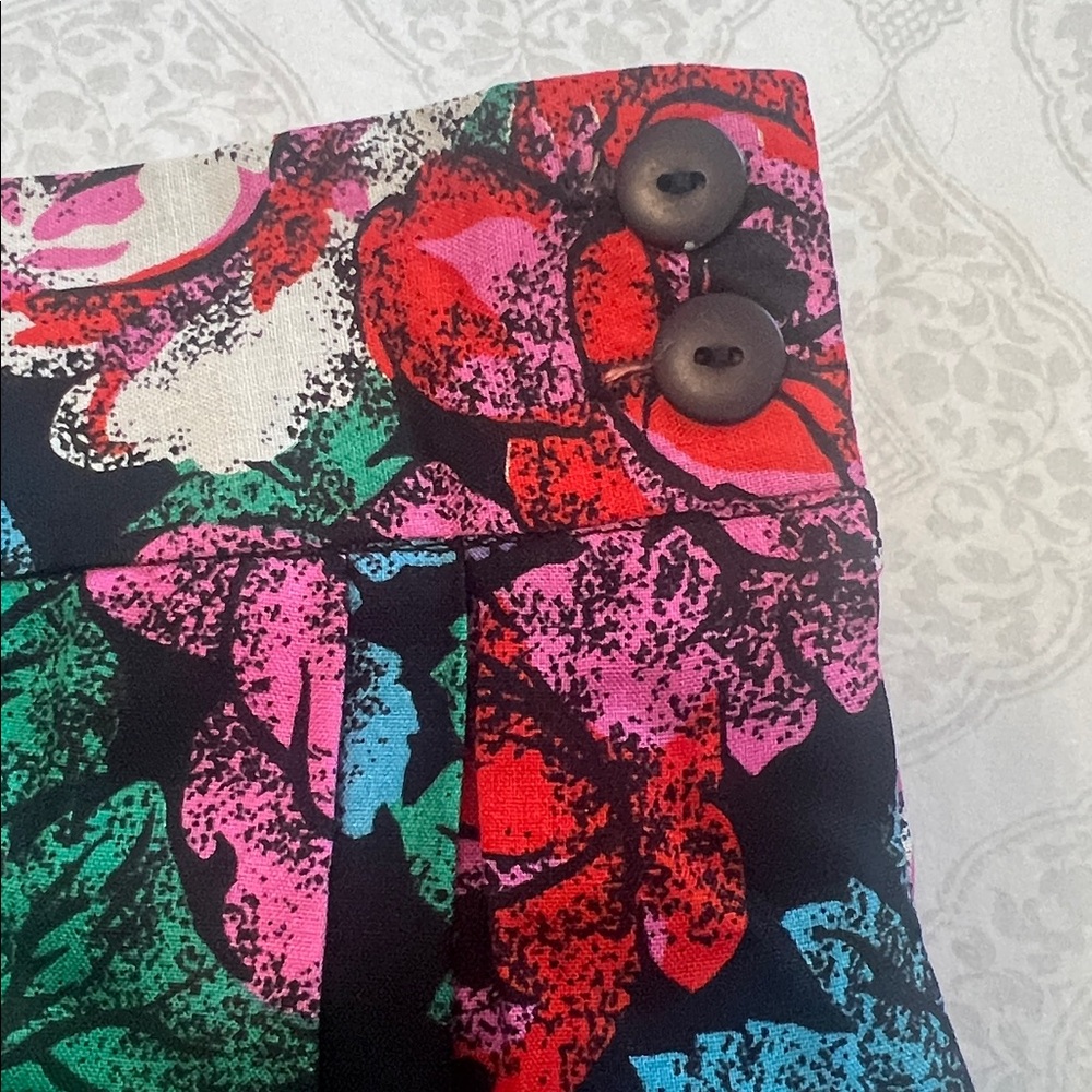 Vintage Floral Skirt - Picture 3 of 8